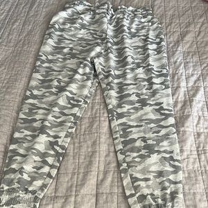XXXL No Boundaries Camo Joggera